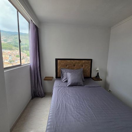 Apartamento Vistas Lindas Cerca Centro Medellin Ngoại thất bức ảnh