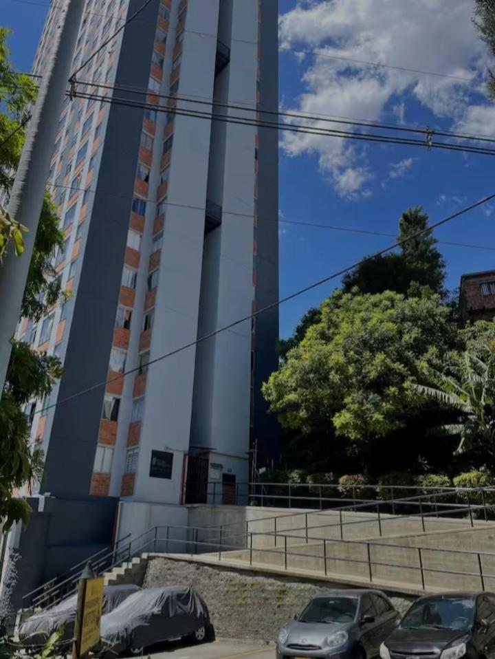 Apartamento Vistas Lindas Cerca Centro Medellin Ngoại thất bức ảnh