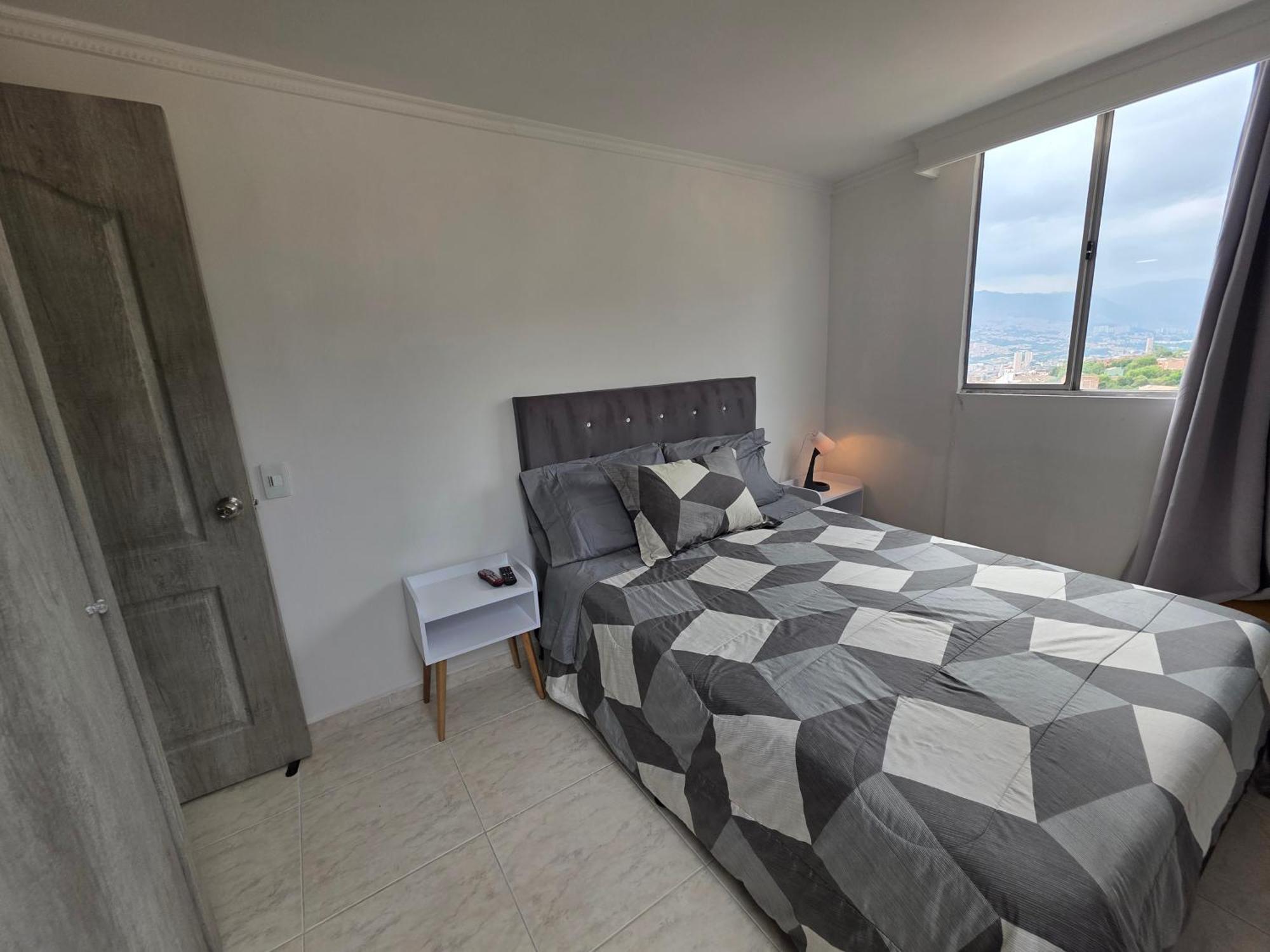 Apartamento Vistas Lindas Cerca Centro Medellin Ngoại thất bức ảnh