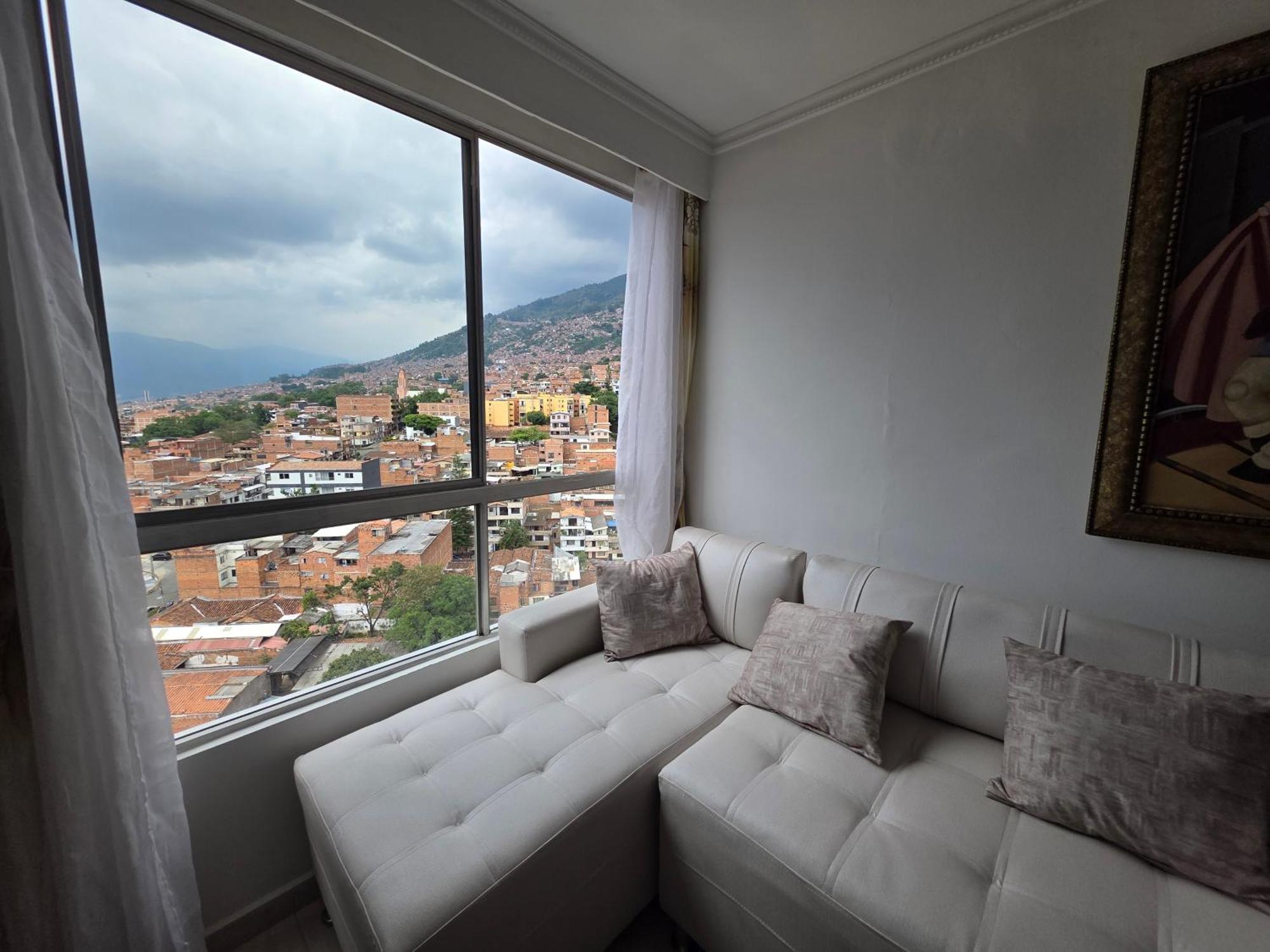 Apartamento Vistas Lindas Cerca Centro Medellin Ngoại thất bức ảnh